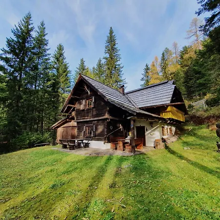 Holiday home Huettentraum By Globalimmoservice Bad Kleinkirchheim